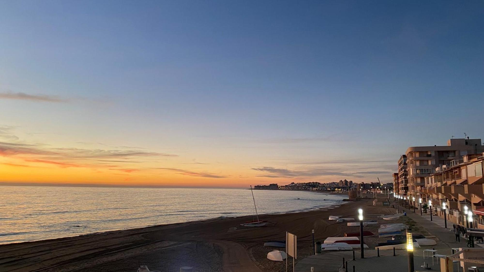 Beachfront Apartment - La Mata Torrevieja Esterno foto