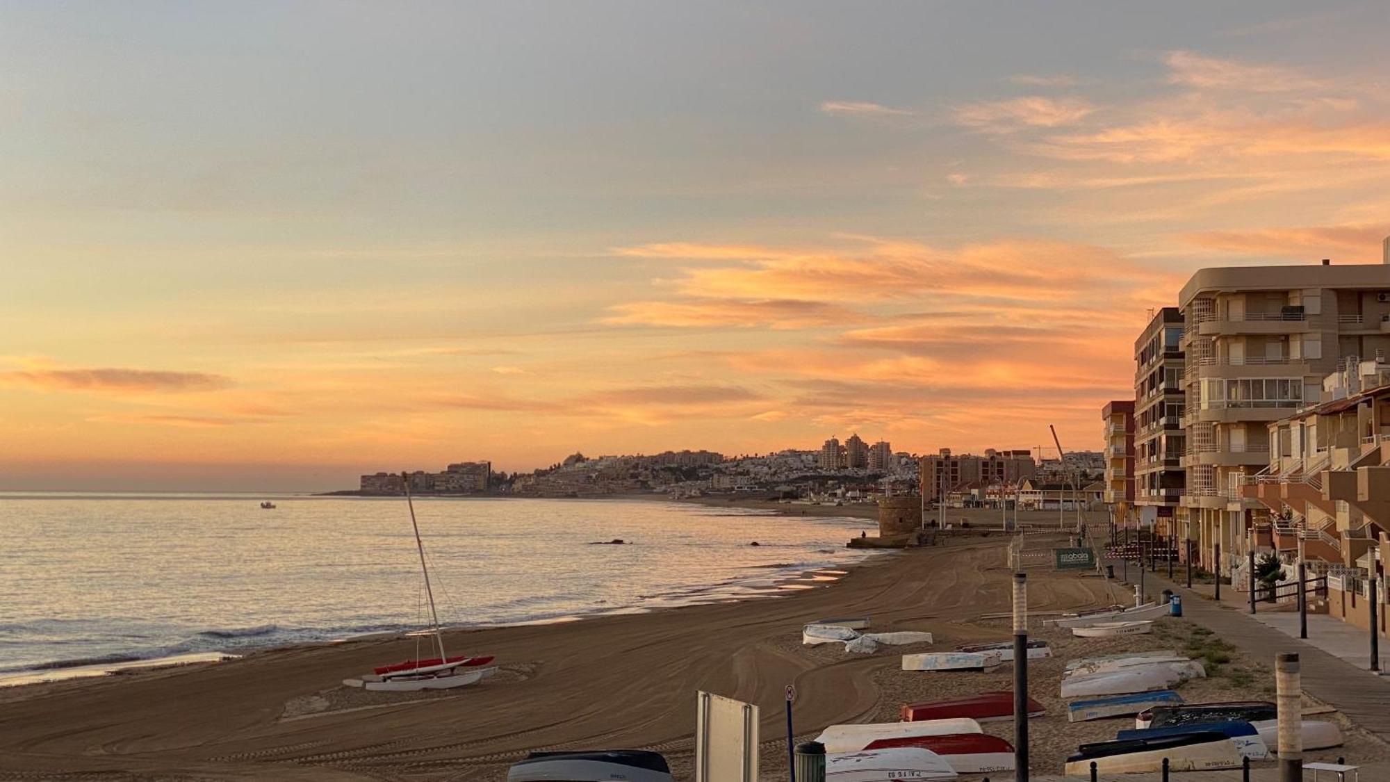 Beachfront Apartment - La Mata Torrevieja Esterno foto
