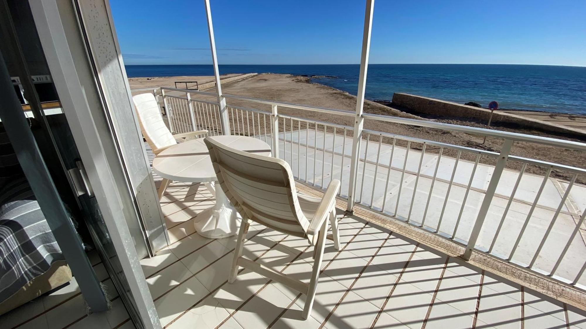 Beachfront Apartment - La Mata Torrevieja Esterno foto